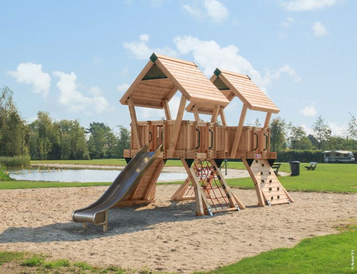 Hy-land Q4 Climbing Frame