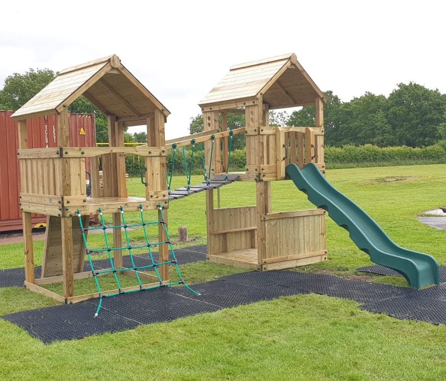 ACTIVE Longtown towers – 140x140cm- 1.5 and 1.2m platform height, with slide, 3 accessories, seating