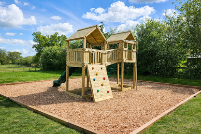 ACTIVE Hereford towers – 1.5 and 1.8m platform height, with slide, 3 accessories