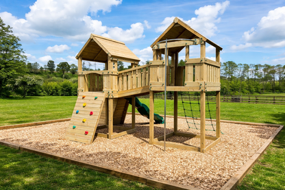 ACTIVE Hereford towers – 1.5 and 1.8m platform height, with slide, 3 accessories