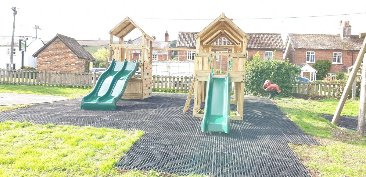 ACTIVE Hampton towers – 3 x 140x140cm platforms- 1.5 and 1.2m platform height