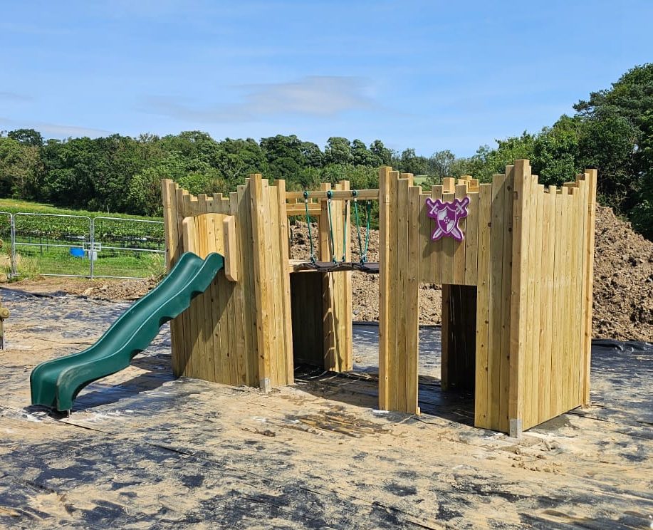 “Active” Double Castle. 125cm platform height. Ideal for commercial playgrounds